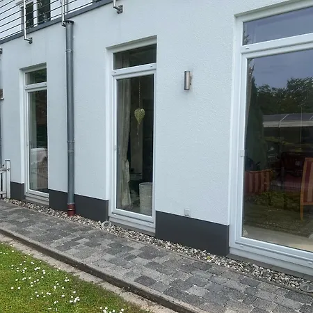 Dell Am Suedufer * Möhnesee