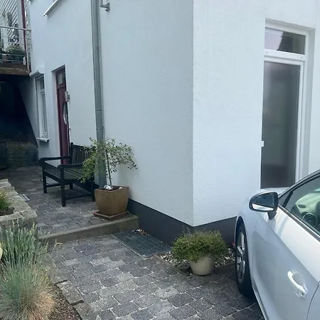 Dell Am Suedufer * 莫内西