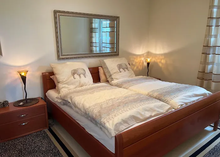 Dell Am Suedufer 公寓 *