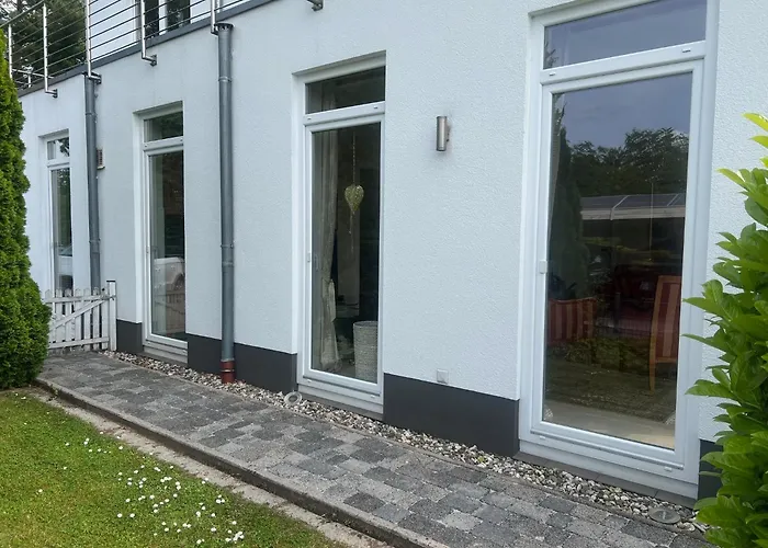 Dell Am Suedufer * Möhnesee