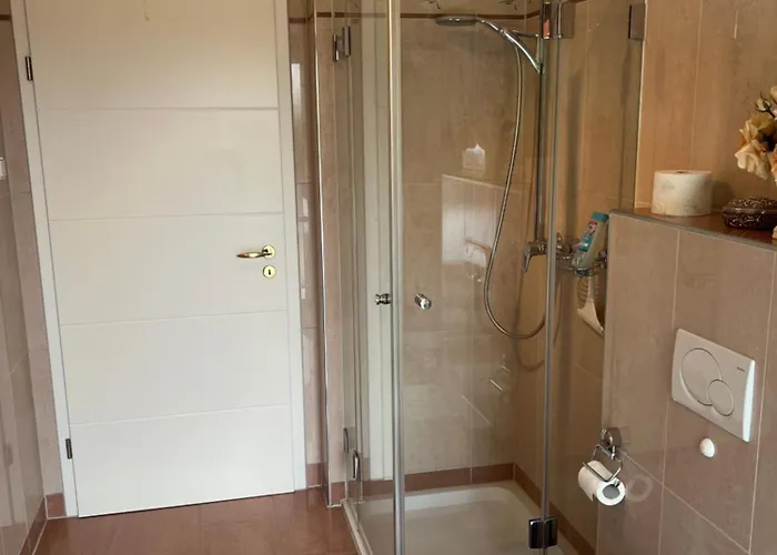 Dell Am Suedufer 公寓 *